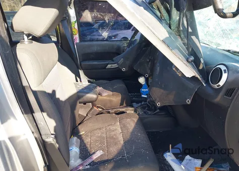 2012 Jeep Wrangler Unlimited Sahara z USA, uszkodzony, nr VIN 1C4BJWEG9CL106741